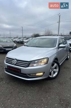 Седан Volkswagen Passat 2012 в Белогородке