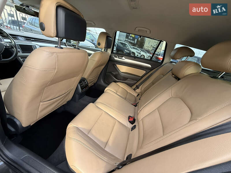 Універсал Volkswagen Passat 2015 в Стрию фото 43 Універсал Volkswagen Passat 2015 в Стрию