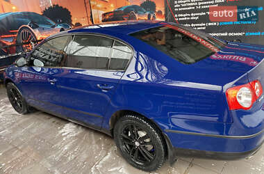 Седан Volkswagen Passat 2007 в Роздільній