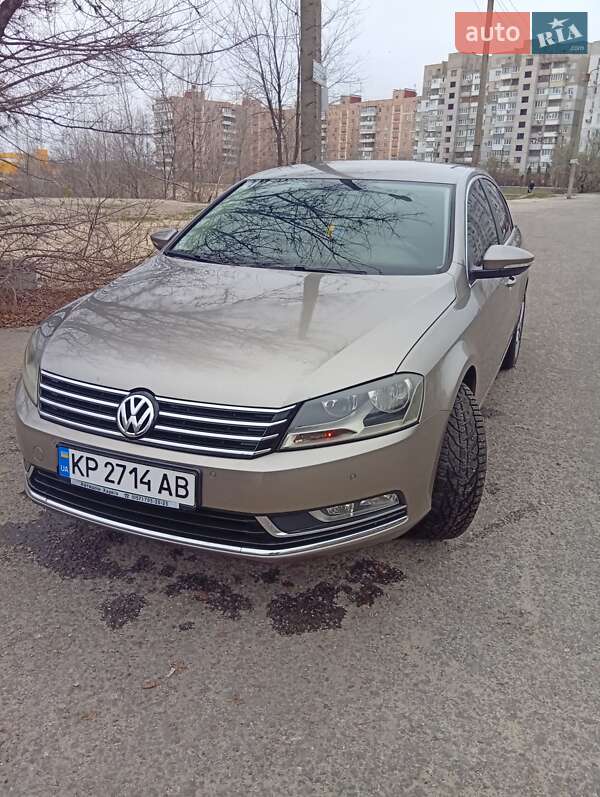 Volkswagen Passat 2012 Volkswagen Passat 2012