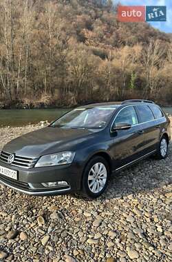 Універсал Volkswagen Passat 2011 в Києві