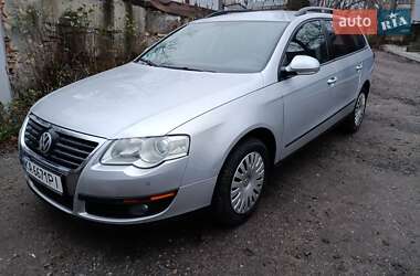 Универсал Volkswagen Passat 2008 в Киеве