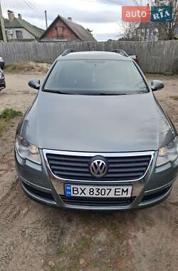 Универсал Volkswagen Passat 2009 в Нетешине