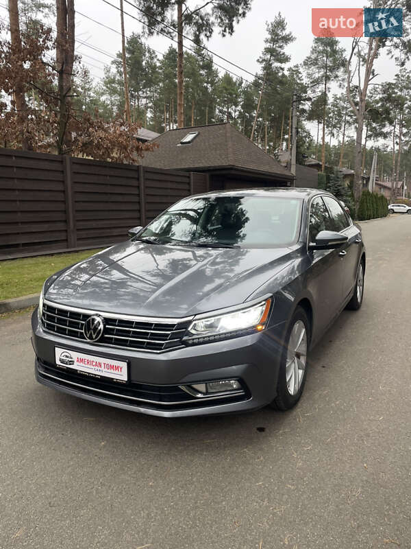 Седан Volkswagen Passat 2018 в Буче