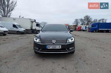 Седан Volkswagen Passat 2013 в Запорожье