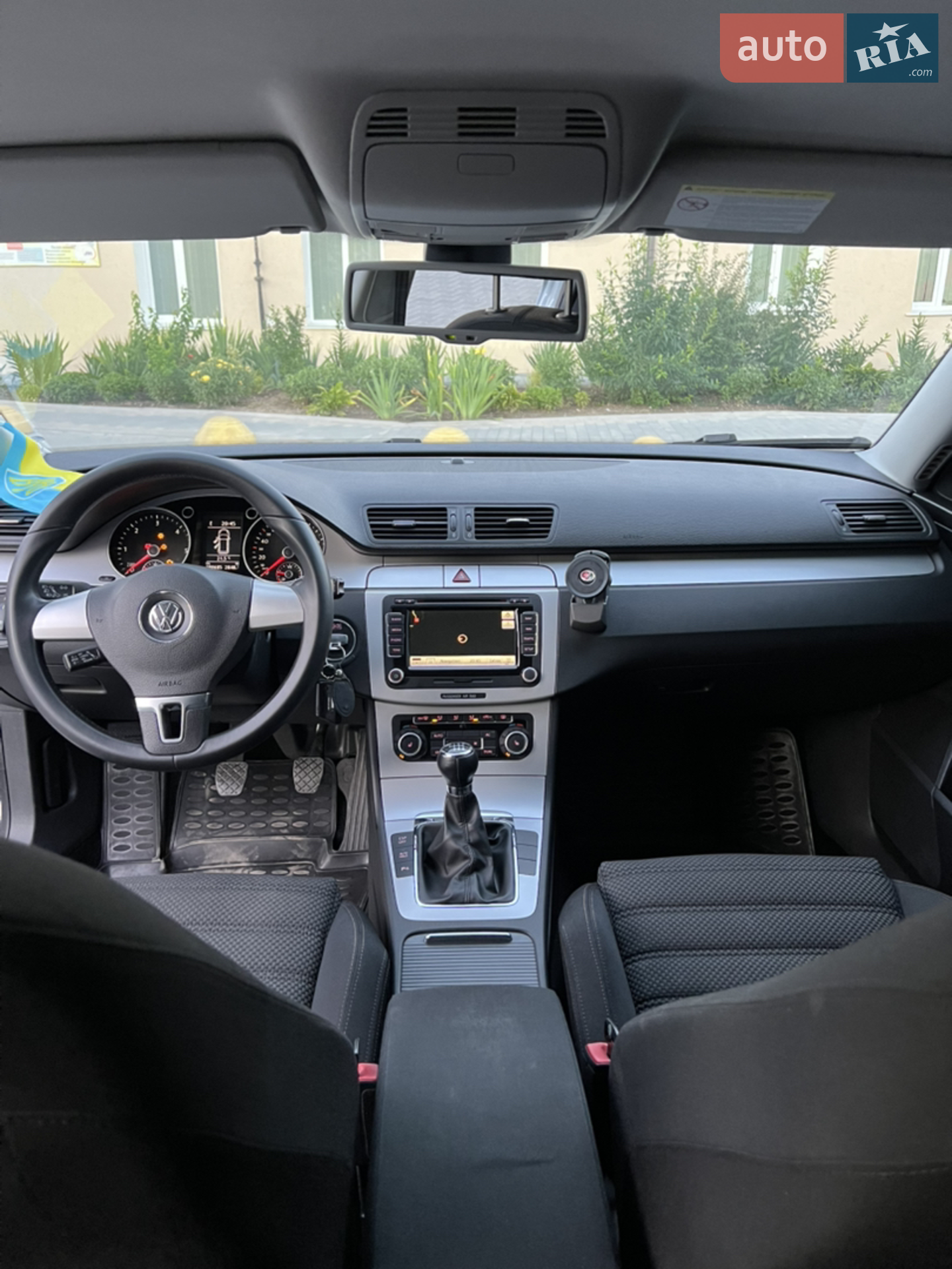 2010 Volkswagen Passat - мініатюра 11