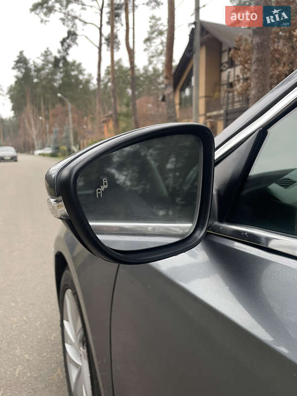 Седан Volkswagen Passat 2018 в Буче