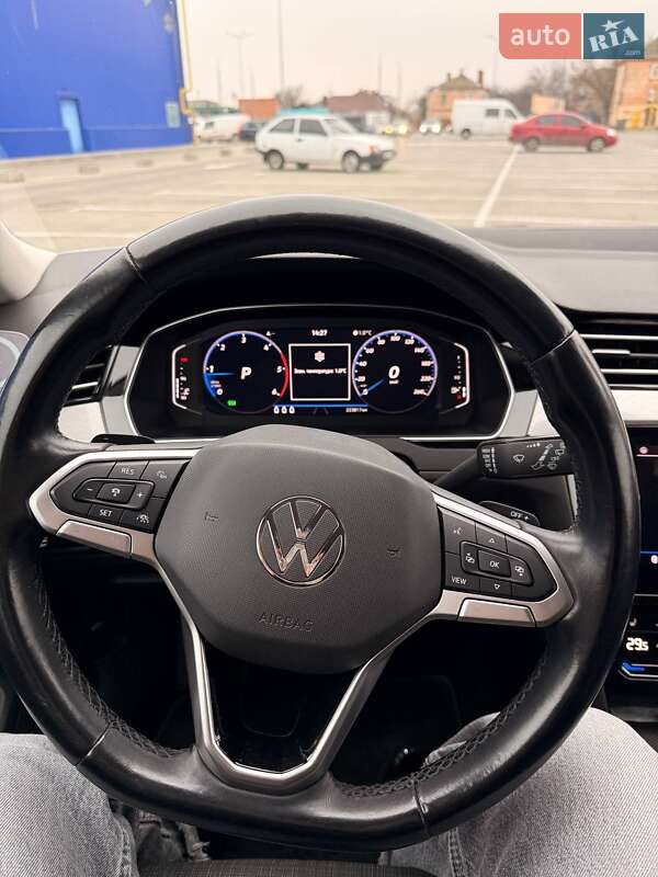 Универсал Volkswagen Passat 2020 в Виннице