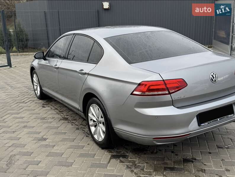 Седан Volkswagen Passat 2017 в Полтаві фото 3 Седан Volkswagen Passat 2017 в Полтаві