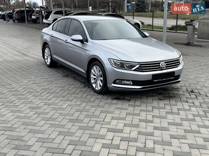 Седан Volkswagen Passat 2017 в Полтаві фото 12 Седан Volkswagen Passat 2017 в Полтаві