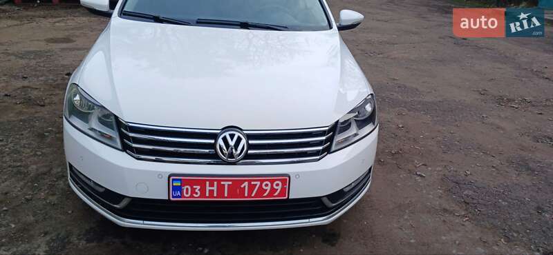Volkswagen Passat 2013 Volkswagen Passat 2013
