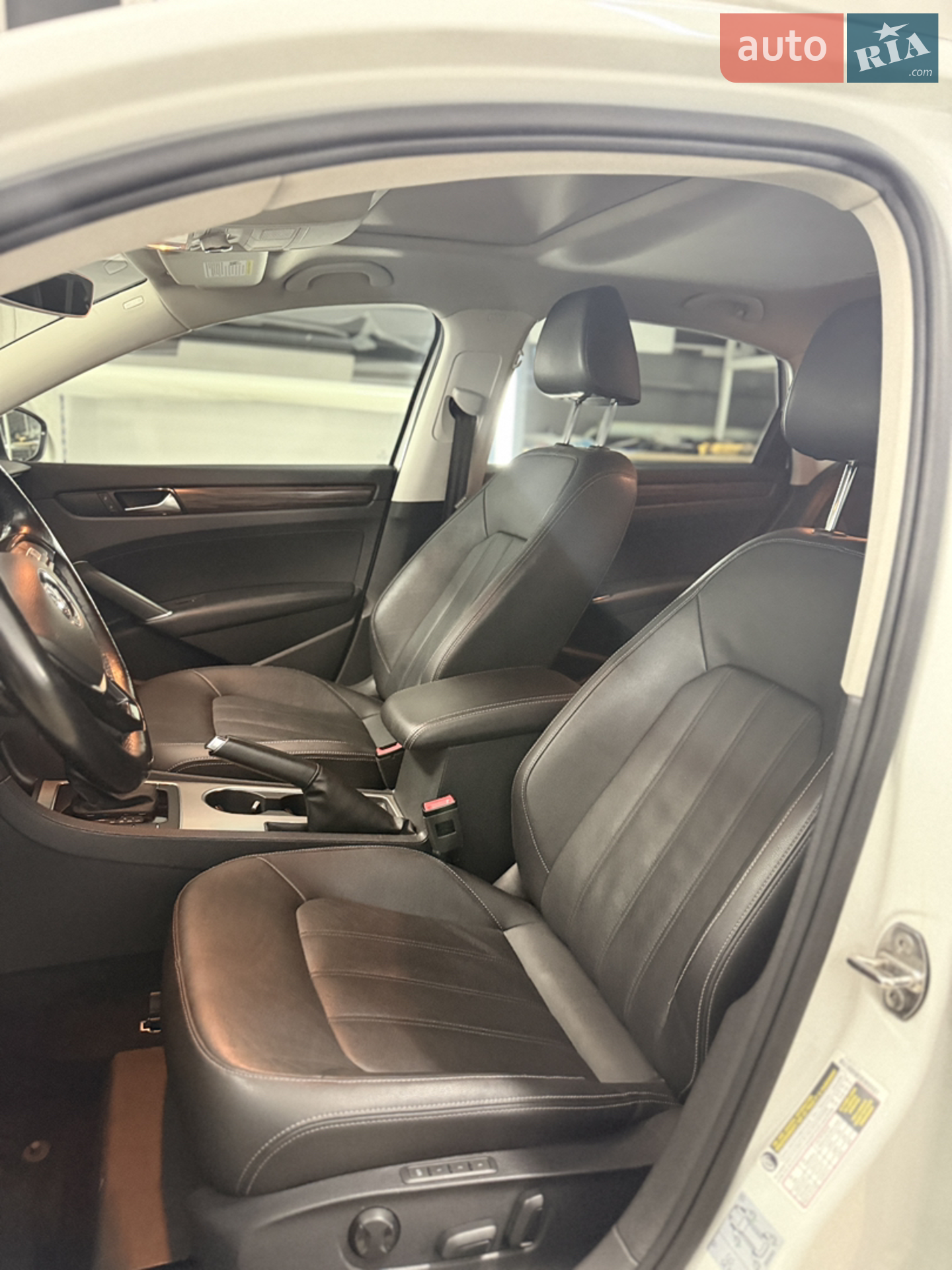 2019 Volkswagen Passat - мініатюра 36