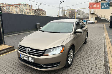 Седан Volkswagen Passat 2014 в Одессе