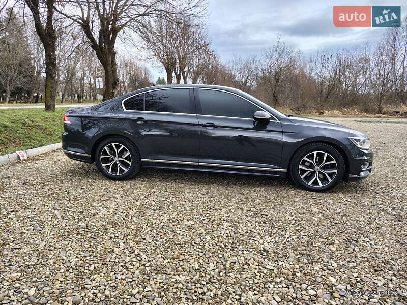 Седан Volkswagen Passat 2019 в Дрогобыче