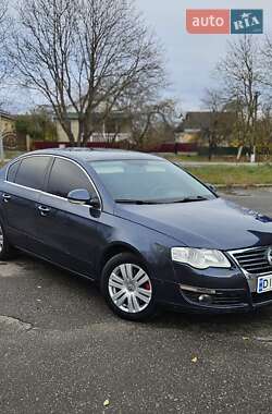 Седан Volkswagen Passat 2005 в Чемеровцах