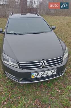 Универсал Volkswagen Passat 2011 в Джурине