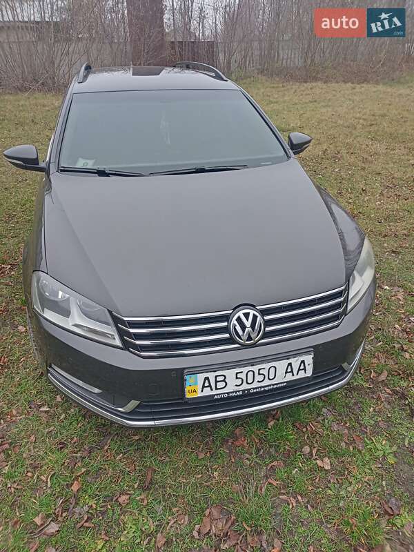 Volkswagen Passat 2011
