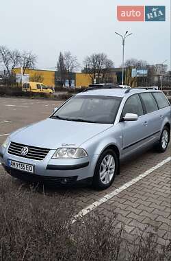 Универсал Volkswagen Passat 2001 в Житомире