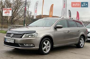 Універсал Volkswagen Passat 2012 в Бердичеві