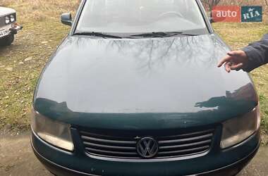 Универсал Volkswagen Passat 2000 в Калуше