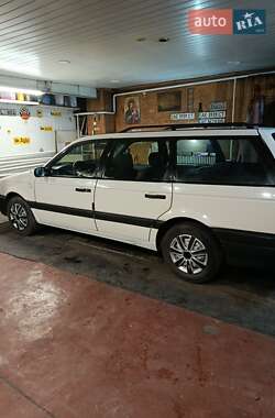 Универсал Volkswagen Passat 1990 в Павлограде