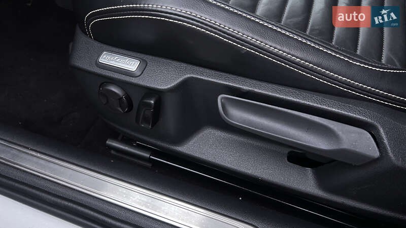 Седан Volkswagen Passat 2019 в Львове