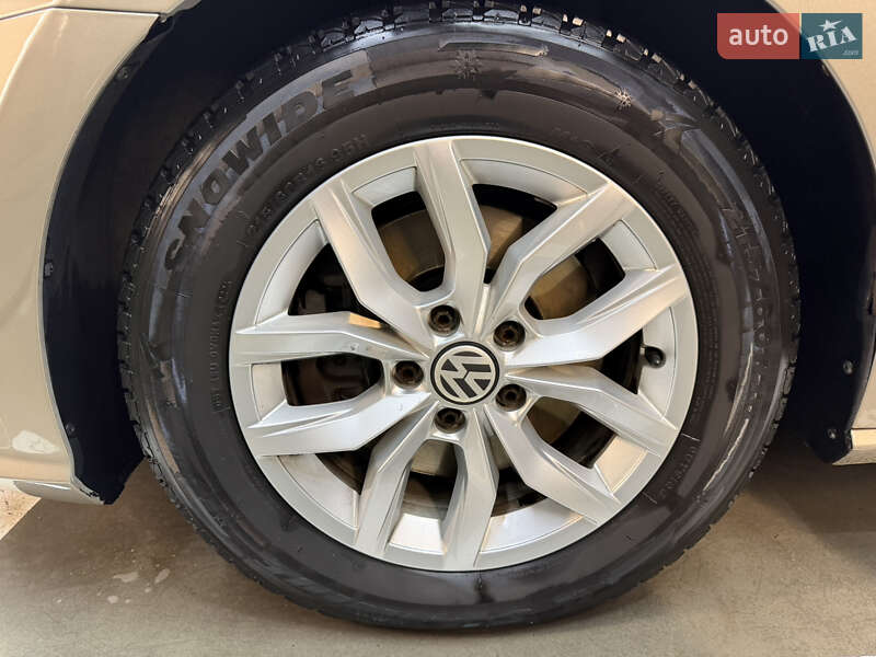 Седан Volkswagen Passat 2016 в Черкассах фото 16 Седан Volkswagen Passat 2016 в Черкассах