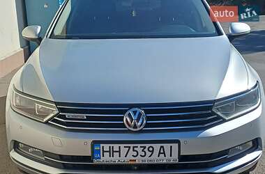 Універсал Volkswagen Passat 2016 в Гельмязові