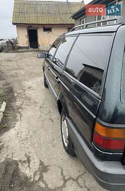 Універсал Volkswagen Passat 1991 в Жашківу