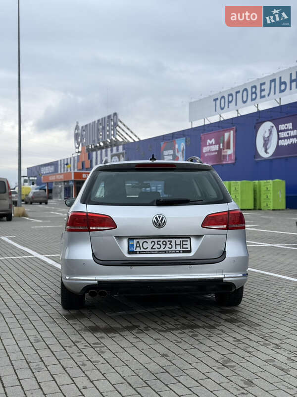 Универсал Volkswagen Passat 2011 в Нововолынске фото 12 Универсал Volkswagen Passat 2011 в Нововолынске