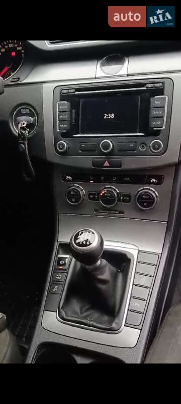 Volkswagen Passat 2012 Volkswagen Passat 2012