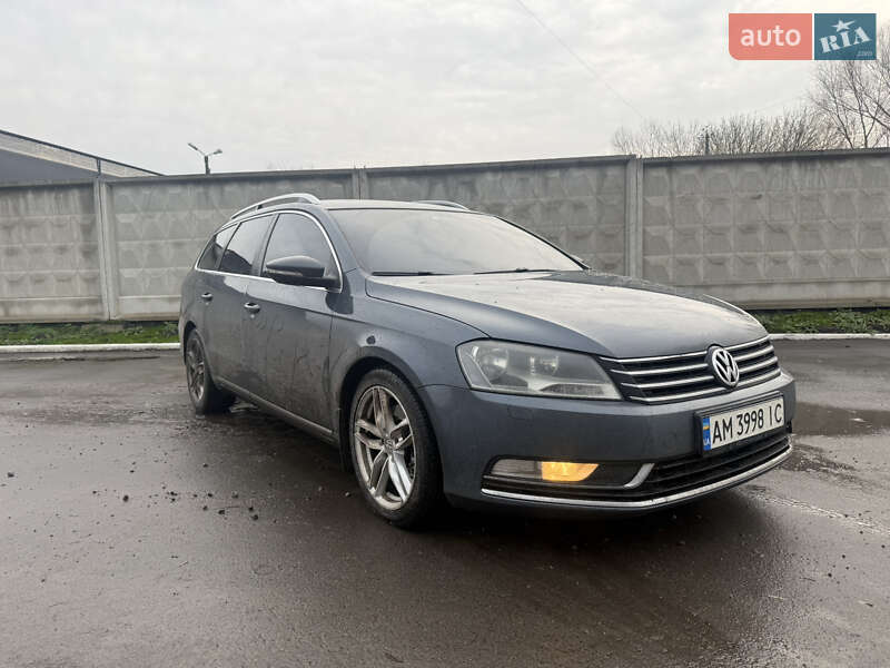Volkswagen Passat 2011 Volkswagen Passat 2011