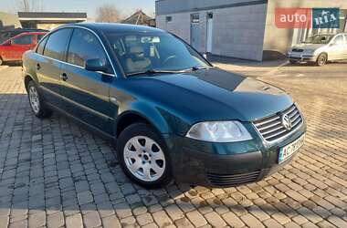 Седан Volkswagen Passat 2002 в Тульчині