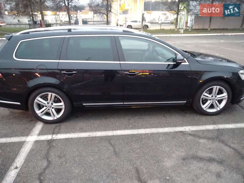 Универсал Volkswagen Passat 2014 в Киеве