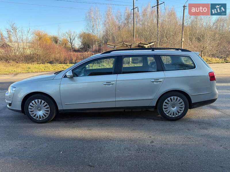 Універсал Volkswagen Passat 2010 в Вінниці