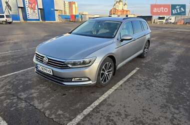Універсал Volkswagen Passat 2015 в Ковелі