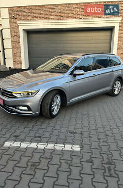 Універсал Volkswagen Passat 2020 в Білій Церкві