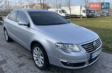 Седан Volkswagen Passat 2010 в Виноградове