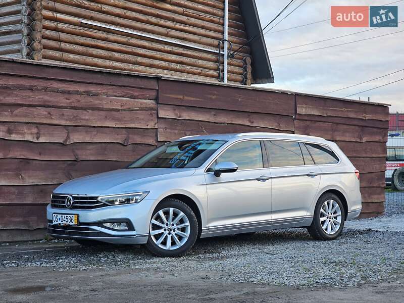 Volkswagen Passat 2021