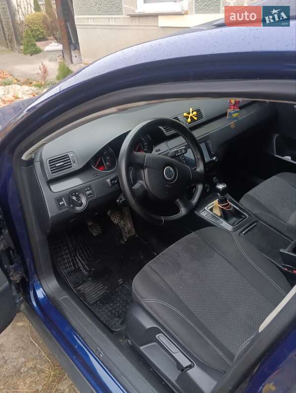 Volkswagen Passat 2005