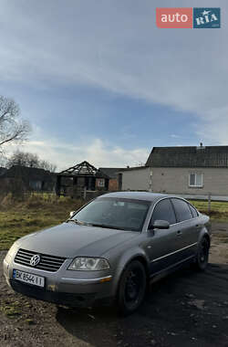 Седан Volkswagen Passat 2001 в Заречном