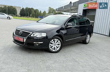 Універсал Volkswagen Passat 2009 в Володимирі