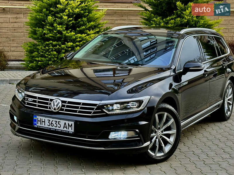 Універсал Volkswagen Passat 2018 в Одесі