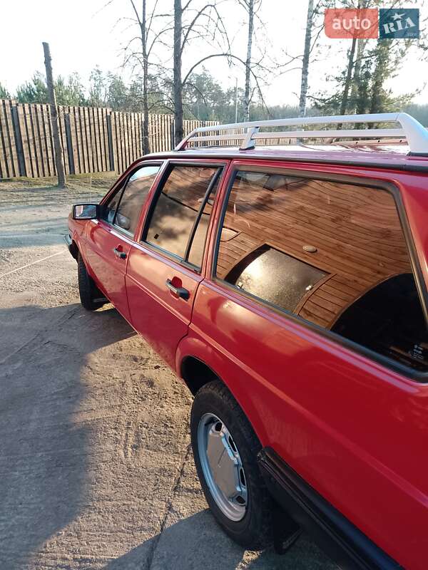 Универсал Volkswagen Passat 1987 в Житомире