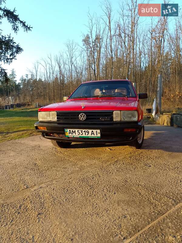 Универсал Volkswagen Passat 1987 в Житомире