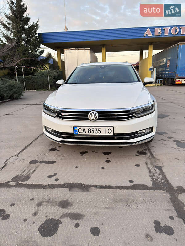 Универсал Volkswagen Passat 2017 в Умани