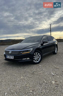 Універсал Volkswagen Passat 2014 в Старому Самборі