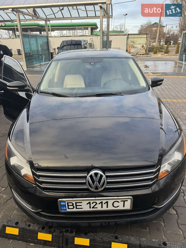 Седан Volkswagen Passat 2014 в Николаеве