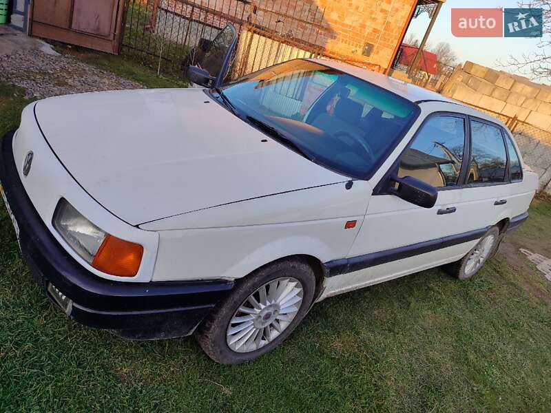 Volkswagen Passat 1988