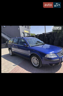 Универсал Volkswagen Passat 2001 в Киеве